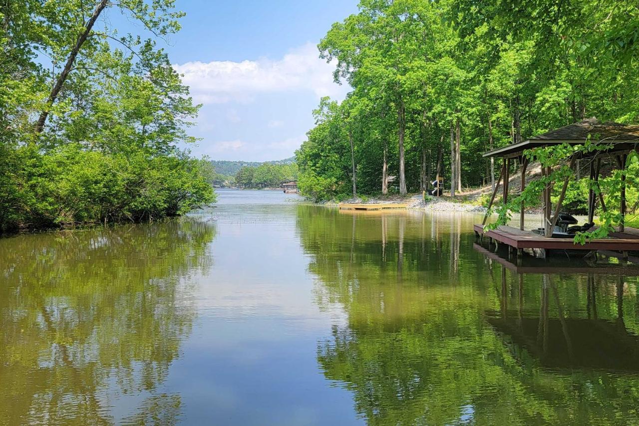 Lakeside Hot Springs Retreat With Kayaks And Boat Dock Hot Springs Village Luaran gambar